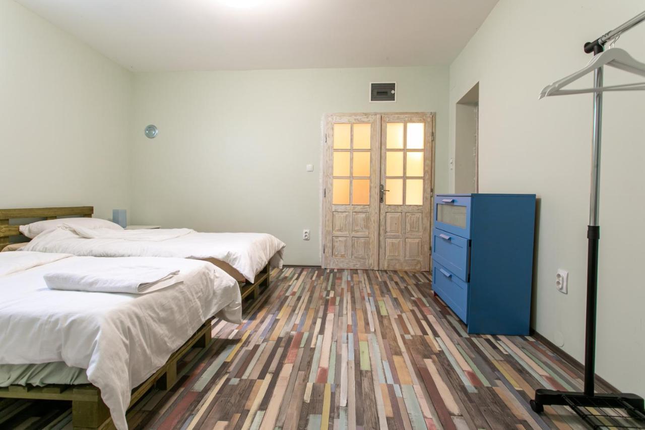 Seosko Domacinstvo Pustolov Apartment Stari Banovci ภายนอก รูปภาพ