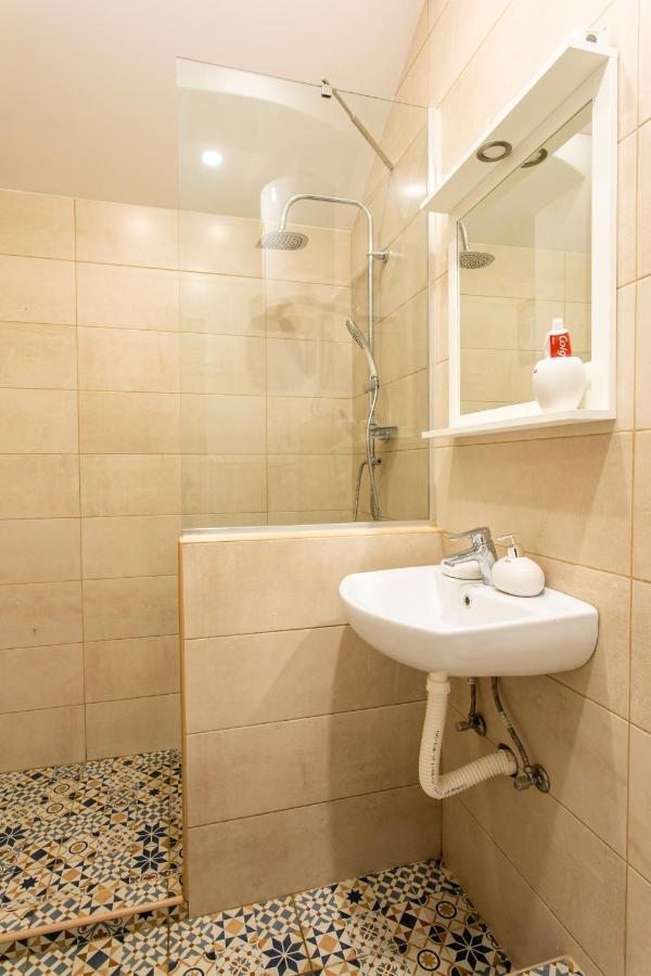 Seosko Domacinstvo Pustolov Apartment Stari Banovci ภายนอก รูปภาพ