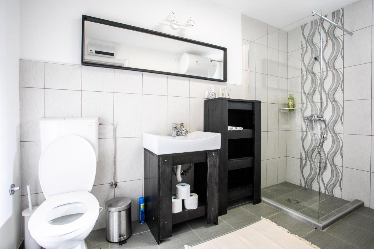 Seosko Domacinstvo Pustolov Apartment Stari Banovci ภายนอก รูปภาพ